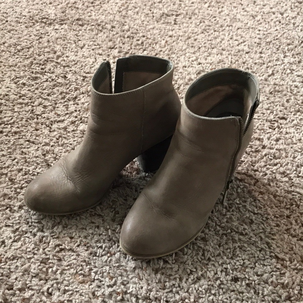 BP Dusty Gray Booties